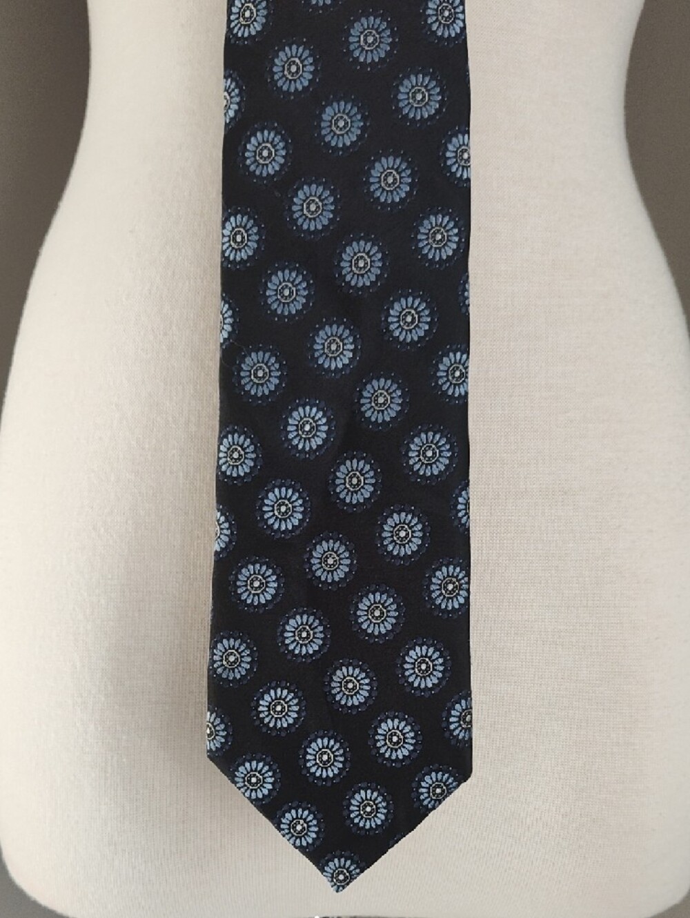 Ted Baker London Silk Navy Tie with Light Blue Medallion Motif